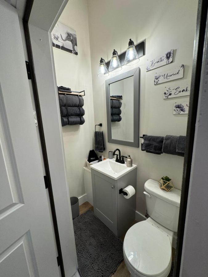 The Royal Retreat Apartman Chichester Kültér fotó